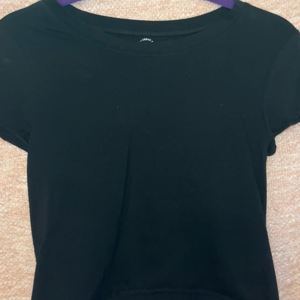 2-Pack white & black lettuce edge crop tees